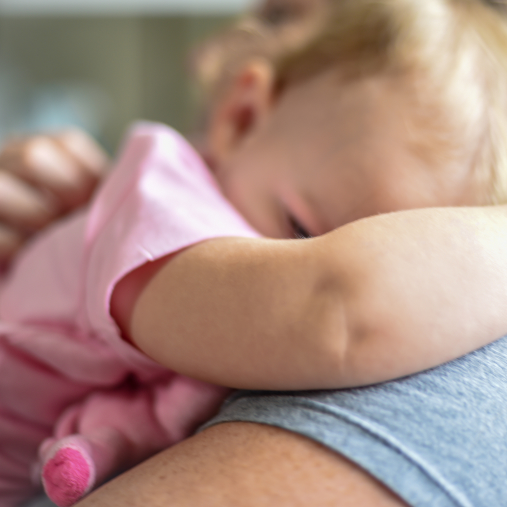 Erkältung, Baby, Kind, Hausmittel, Mama-Sein, Eltern, Husten, Fieber, Schnupfen